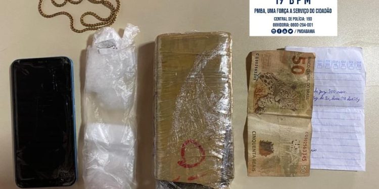 PM intensifica operação de combate ao tráfico, e apreende menor com drogas em Jaguaquara