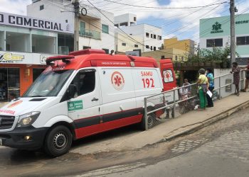 Servidor da Prefeitura cai de andaime enquanto trabalhava na secretaria de saúde do município