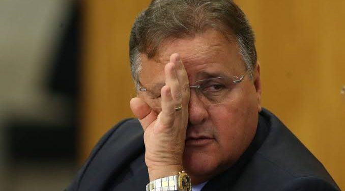 Geddel Vieira Lima faz ofensas sexistas em mensagens privadas a psolista