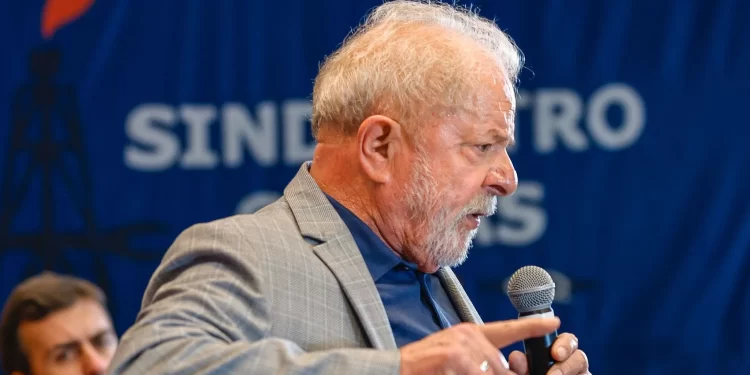 Pesquisa CNT/MDA: Lula tem maioria dos votos válidos em novo levantamento