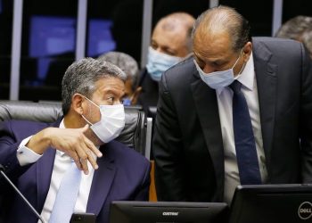 Câmara acelera votação de projeto que criminaliza pesquisas eleitorais