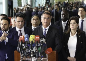 Bolsonaro se pronuncia mais de 40 horas após derrota nas eleições
