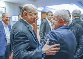 Meirelles demonstra pessimismo com Lula e deseja sorte a investidores