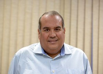 Deputado Sandro Régis apresenta projeto para pagamento de pedágio no Pix