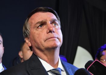 Bolsonaro aciona o TSE e pede anulação de votos de parte das urnas das eleições de 2022