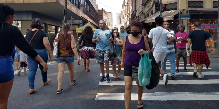 Desemprego fica estável em 20 estados e no DF no 3º trimestre, diz IBGE