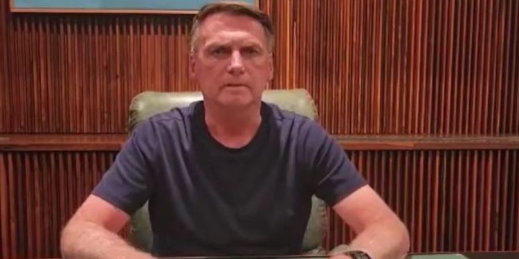Bolsonaro pede que manifestantes desobstruam as rodovias: ‘Não vamos perder nossa legitimidade’