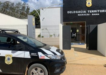 Polícia prende em Jequié suspeitos por latrocínio de taxista em Maracás e recupera veículo