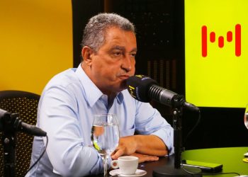 Rui diz que vai acionar judicialmente a Chesf após alagamento em Jequié