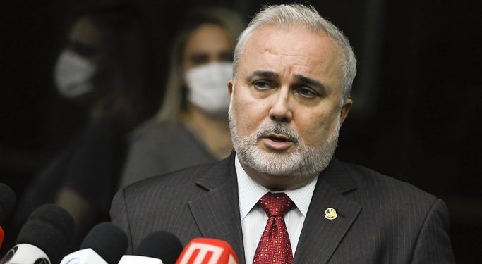 Jean Paul Prates é confirmado como presidente da Petrobras e planeja mudar política de preços