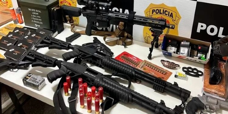 Homem preso por ameaça de bomba diz que havia plano para estado de sítio