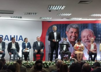 Jerônimo anuncia seis novos secretários para o Governo do Estado