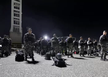 Governo da Bahia envia 70 policiais militares para reforço da segurança em Brasília, após invasões