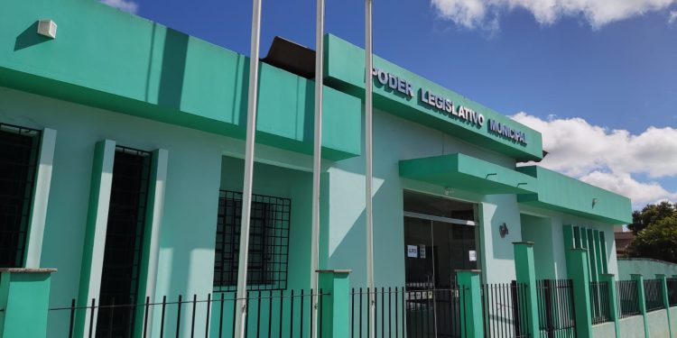Câmara de Vereadores realiza triagem para exames oftalmológicos