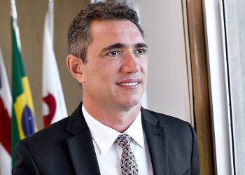 Jerônimo anuncia Leonardo Góes como novo presidente da Embasa