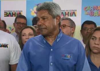 Governador faz avaliação positiva do carnaval e promete ações para valorizar circuitos em Salvador