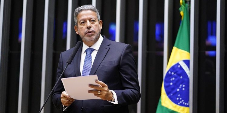 Com votação recorde, Arthur Lira é reeleito para a presidência da Câmara
