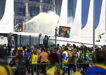 Polícia Federal cumpre 3 mandados de prisão em operação contra atos terroristas