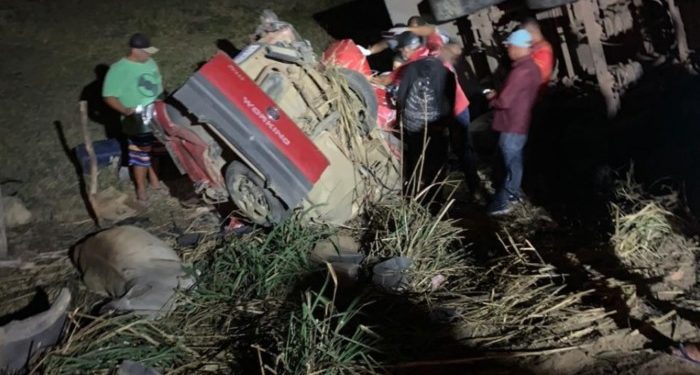 Acidente grave entre Planaltino e Nova Itarana deixa dois mortos e três feridos