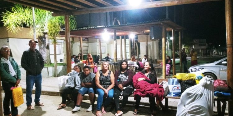Pacientes ficam sem transporte da Prefeitura de Jaguaquara para viagem a Salvador