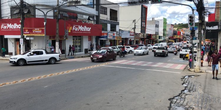 Alerta: Golpistas se passam por funcionários da prefeitura para conseguir dados pessoais
