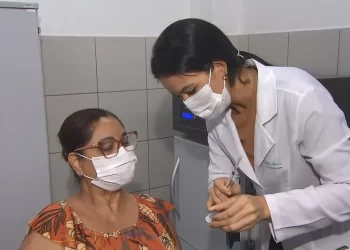 Cinco cidades do Vale do Jiquiriçá não iniciaram aplicação da vacina bivalente contra Covid-19