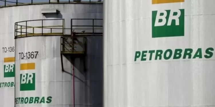 Petrobras tem lucro líquido de R$ 188,3 bilhões em 2022, o maior da história da empresa