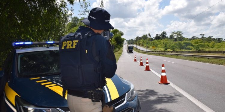 PRF da Bahia divulga balanço da Operação Semana Santa 2023 com redução no número de acidentes