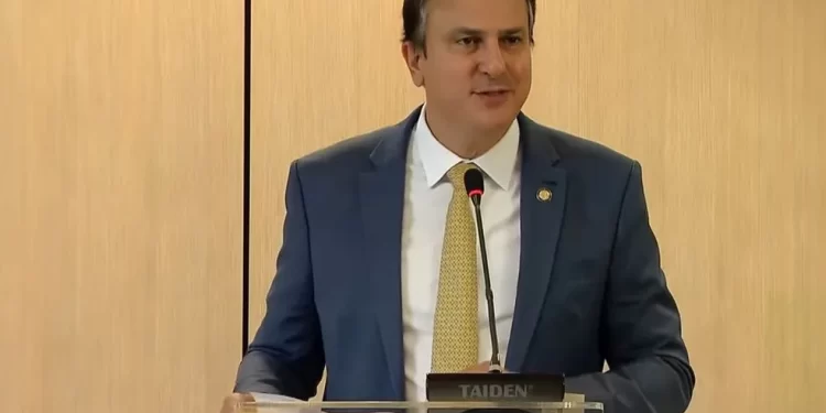 MEC decide suspender cronograma de implementação do Novo Ensino Médio