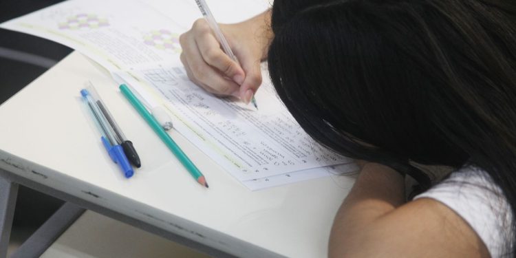 Enem: candidatos têm até sexta-feira para pedir isenção de taxa
