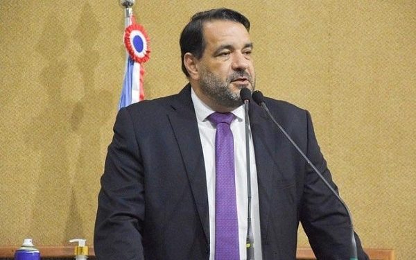 Oposição cobra transparência sobre contrato milionário da Embasa com aplicativo Ifood