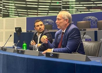 Durante palestra em Portugal, Ciro Gomes critica Lula: “Não tem compromisso com a mudança”