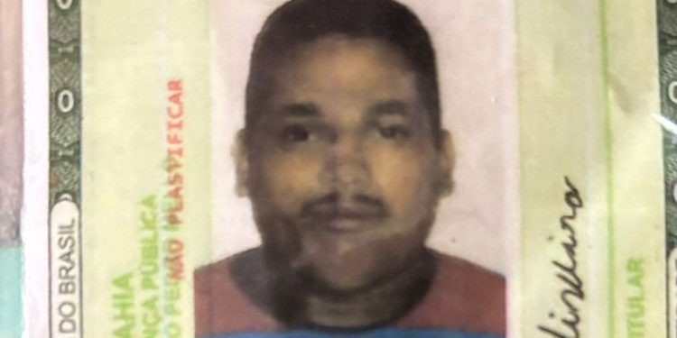 Homem morre e outro fica ferido após disparos de arma de fogo na Rua do Quadro em Jaguaquara