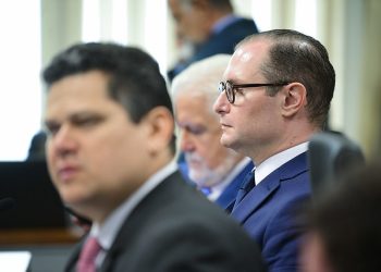 Por 58 votos a 18, Senado aprova Cristiano Zanin, e amigo de Lula será ministro do STF