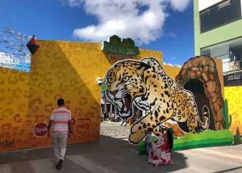 Adelmário Coelho e Raí Saia Rodada são as principais atrações do primeiro dia do São João de Jaguaquara