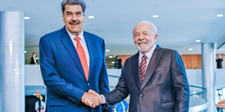 Lula diz que conceito de democracia é relativo, ao comentar sobre a Venezuela
