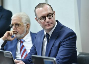 Zanin é oficialmente nomeado ministro do STF e posse será em agosto