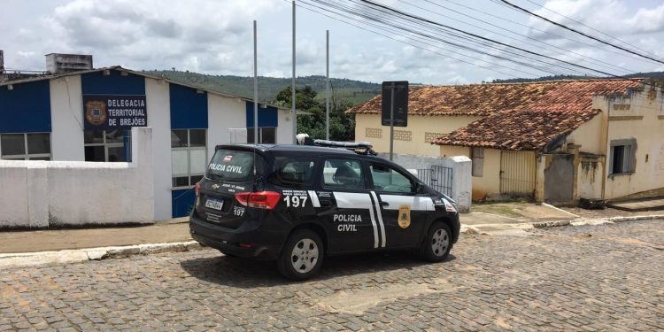 Brejões: Polícia Civil cumpre mandado de prisão contra homem acusado de lesão corporal e ameaça à ex-companheira