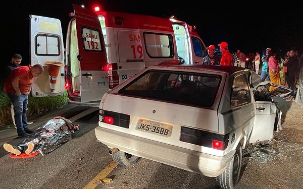 Grave acidente deixa duas pessoas feridas na BA-650, entre Ipiaú e Ibirataia