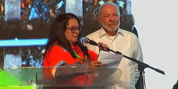Presidente Lula anuncia início de obras da primeira etapa da Ferrovia Oeste-Leste