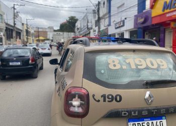 Operação conjunta da PRF, Policia Civil e Policia Militar resulta na apreensão de 5 veículos com restrições