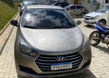 Polícia Militar apreende carro clonado em Jaguaquara; Veículo original é de Minas Gerais