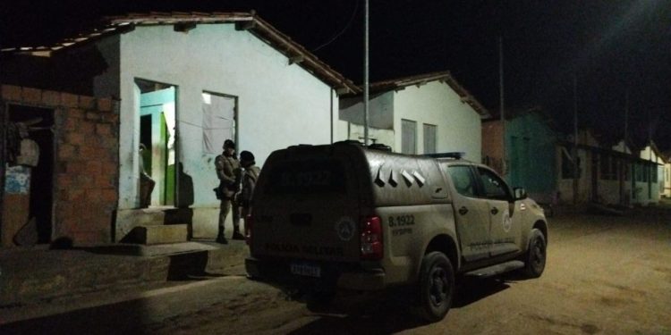 Mulher de 29 anos é morta a tiros no bairro Cidade de Deus em Jaguaquara; Polícia Civil investiga o crime