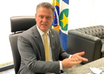 Ministro de Lula dá drible em CPI do MST e, junto com Rui Costa, leva fama de ‘fujão’