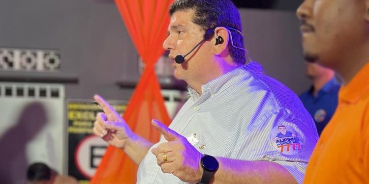 Alipinho da Doce Mel anuncia desistência da vida política e não deve disputar a Prefeitura de Ipiaú