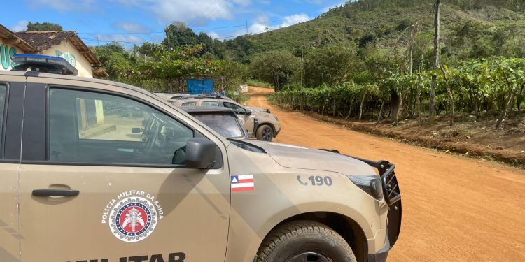 Autor de femínicidio na zona rural de Jaguaquara morre em confronto com a Polícia Militar