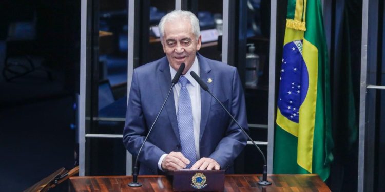 Pelo oitavo ano consecutivo, Otto Alencar está entre os “100 cabeças do Congresso”, segundo pesquisa