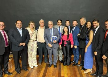 Mobilizados em Brasília, prefeitos conquistam no Senado aprovação da recomposição das perdas do FPM