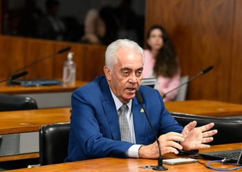 Nome do baiano Otto Alencar surge como possibilidade para presidir o Senado