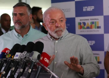 Lula indica fim de taxa de inscrição para o Enem 2024
